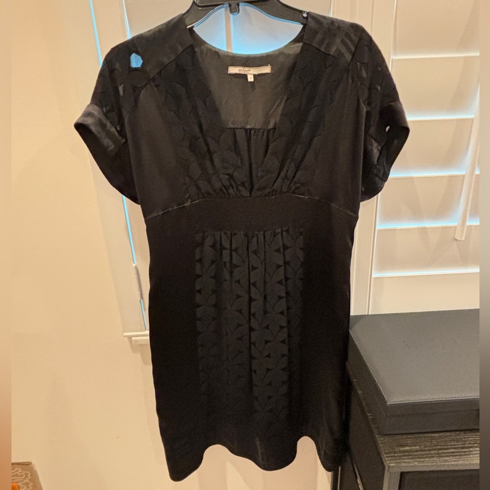 Mint Mixed Pattern Black Mini Dress Size 6